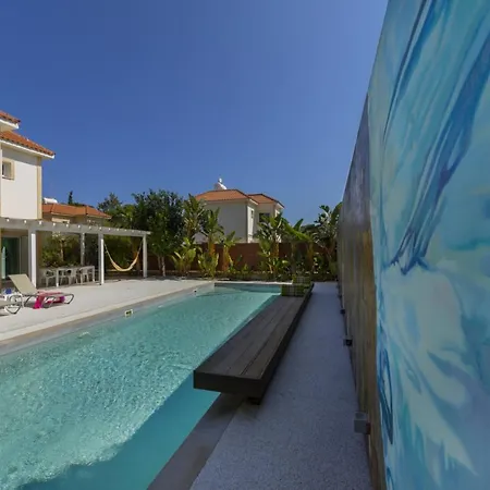Βίλα At Last You Can Rent The Perfect Luxury Close To The Beach, 1485 *
