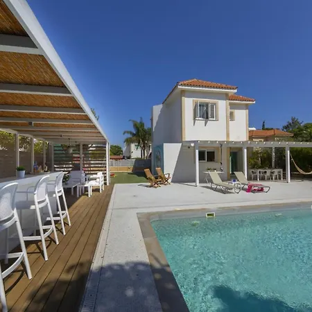 Βίλα At Last You Can Rent The Perfect Luxury Close To The Beach, 1485 *